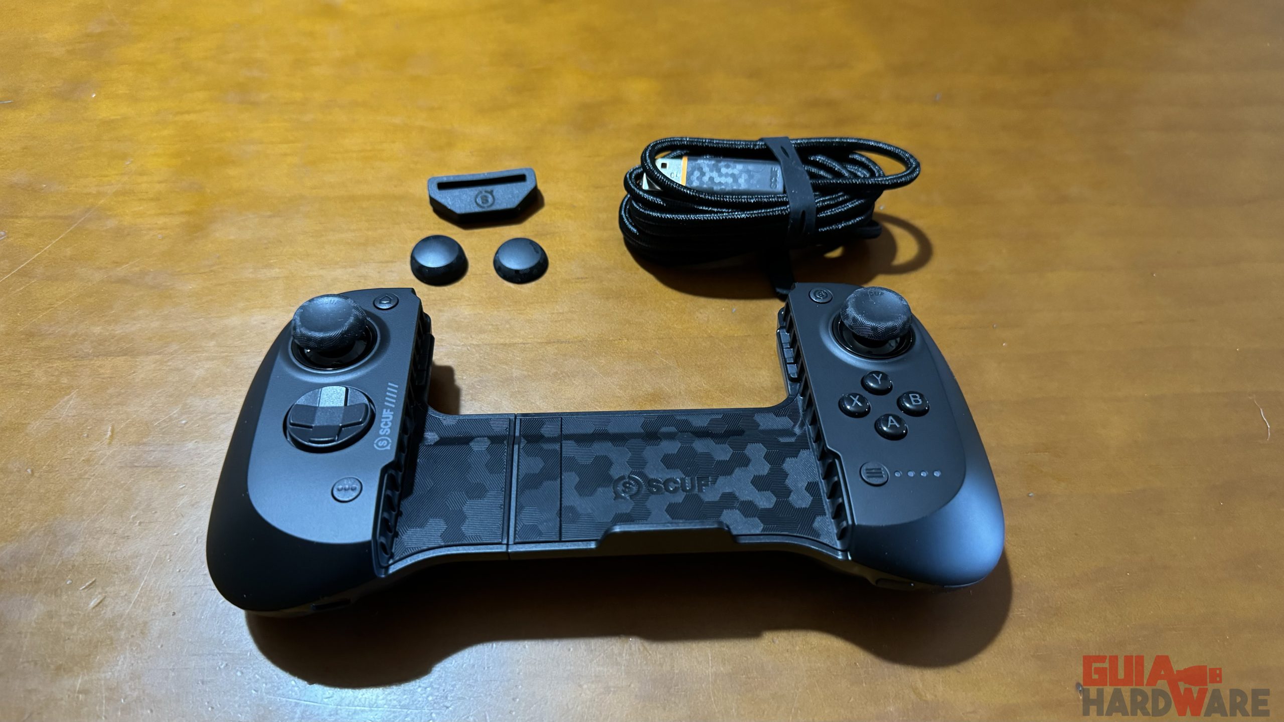 SCUF Nomad