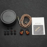 ¿Merecen la pena los auriculares IEM para gaming? Te contamos todo sobre estos periféricos